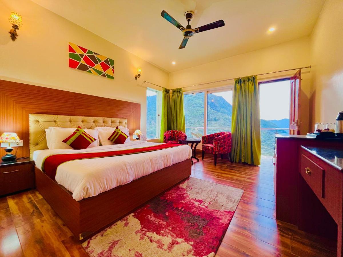 Hotel Kempty - A Boutique Hotel, มัสซูรี ภายนอก รูปภาพ