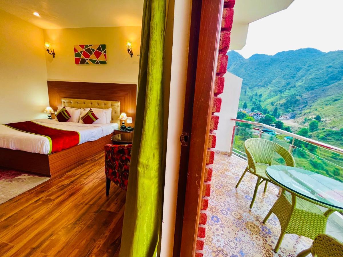 Hotel Kempty - A Boutique Hotel, มัสซูรี ภายนอก รูปภาพ