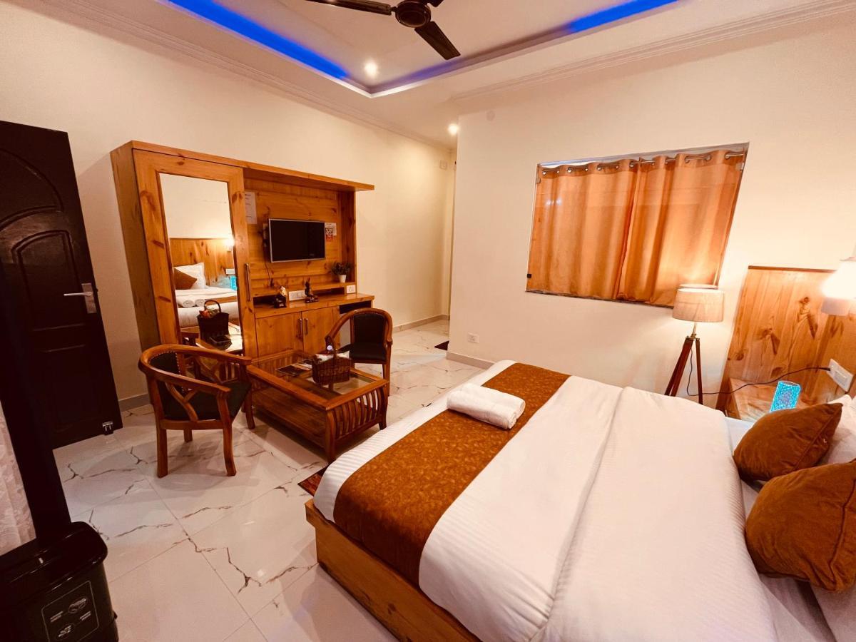 Hotel Kempty - A Boutique Hotel, มัสซูรี ภายนอก รูปภาพ