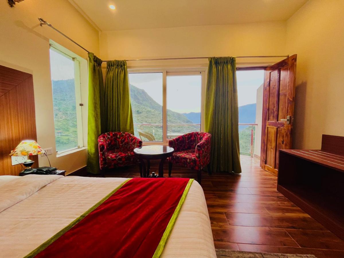 Hotel Kempty - A Boutique Hotel, มัสซูรี ภายนอก รูปภาพ