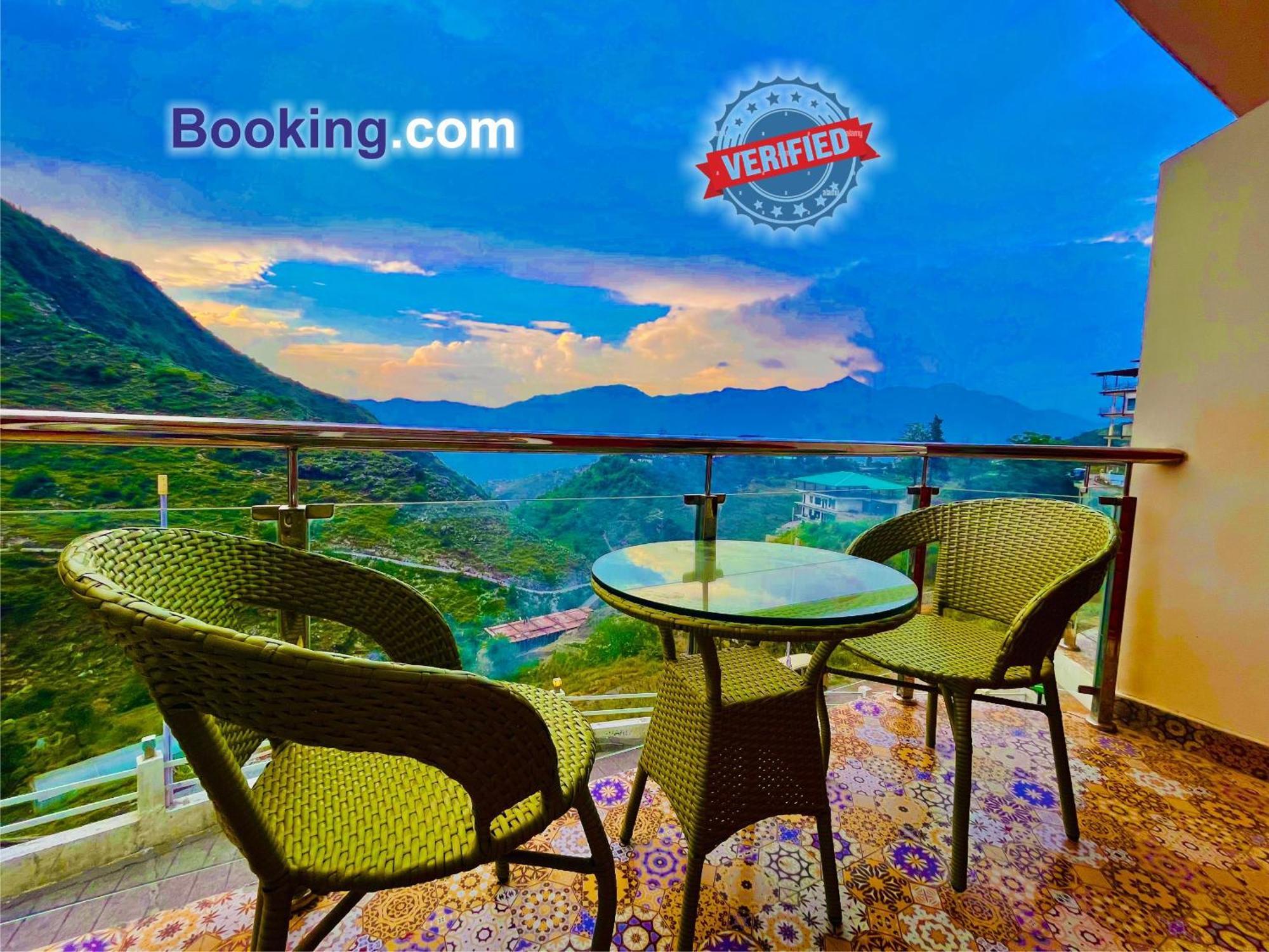 Hotel Kempty - A Boutique Hotel, มัสซูรี ภายนอก รูปภาพ